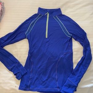 Ivivva brand ( lu lu lemon) girls athletic top. Size small/medium.